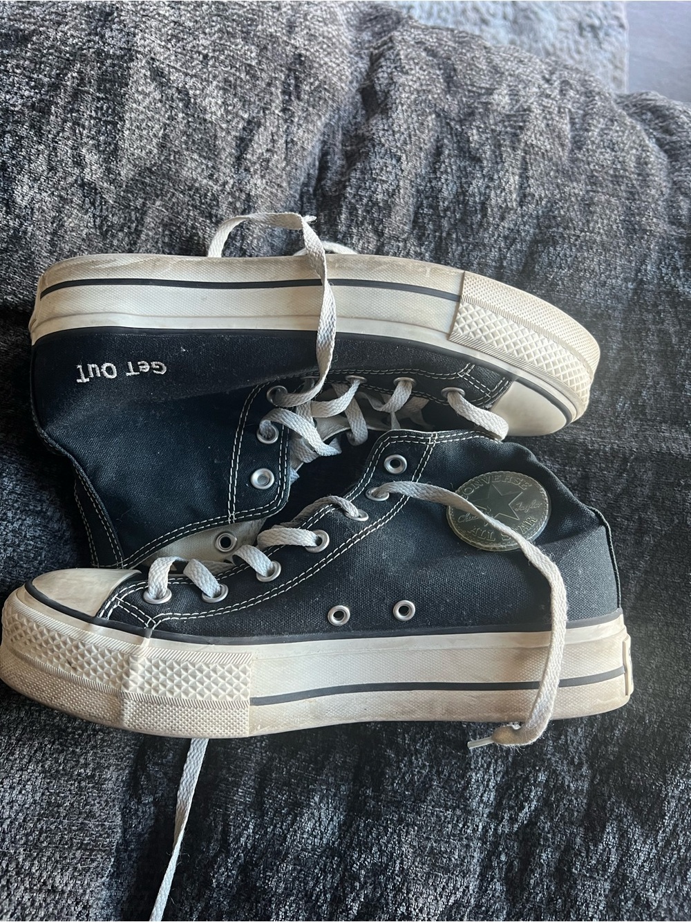 Converse Black High-Tops woman’s